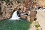 آبشار بل گوهر پنهان روستای اورامان در کردستان
