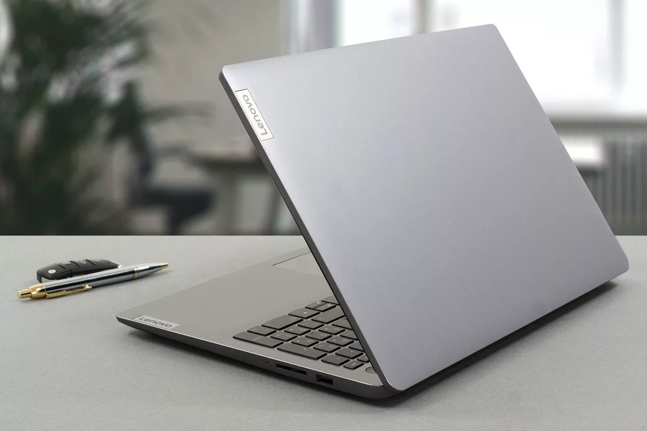 راهنمای خرید لپ تاپ در بهار 1404